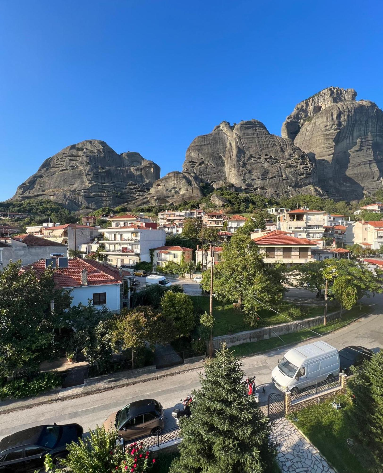 Grand View Suites Meteora Kalambaka Exterior foto