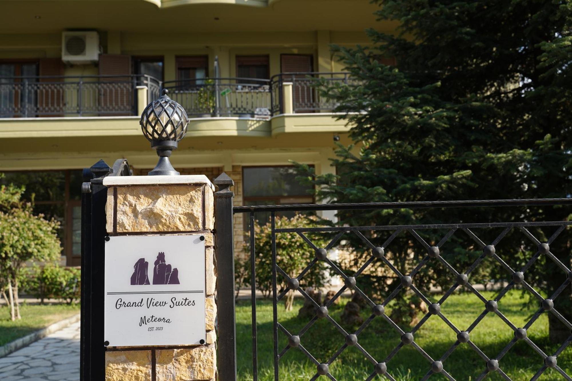 Grand View Suites Meteora Kalambaka Exterior foto